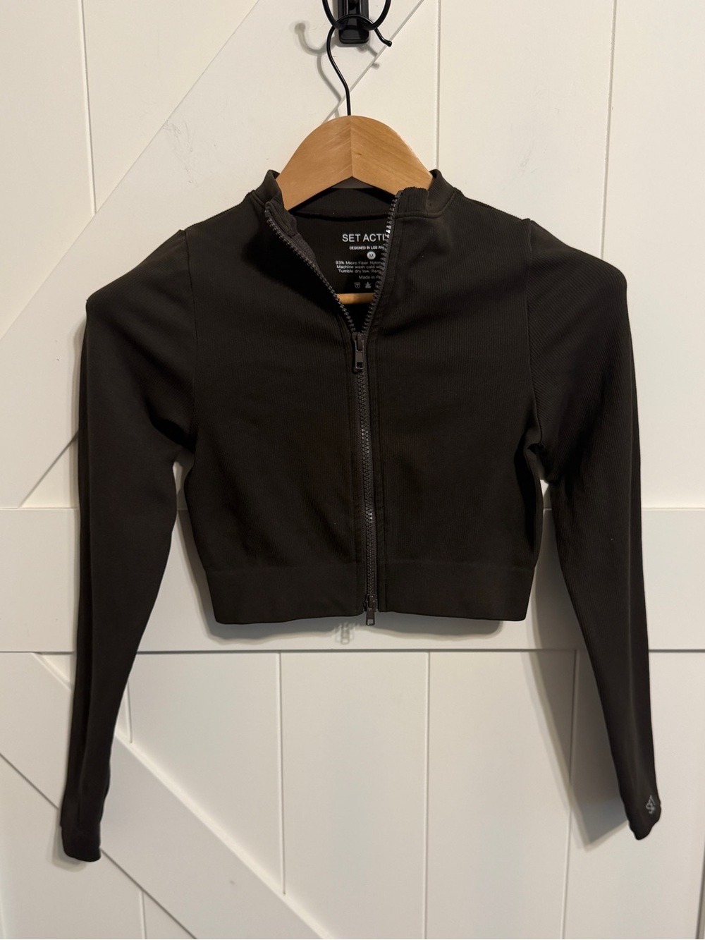 SET ACTIVE Women’s Medium Dark Espresso Cropped Full Zip Athletic Jacket Stretch